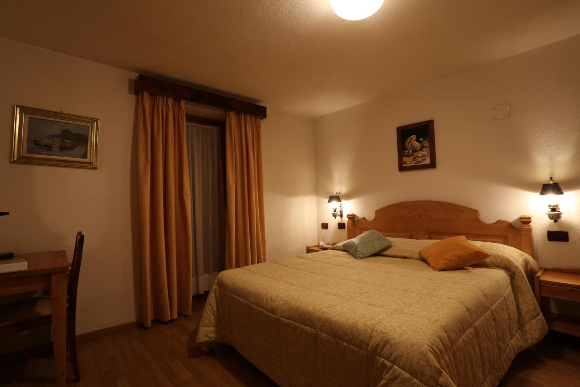 Albergo Centrale Forni di Sopra Oda fotoğraf