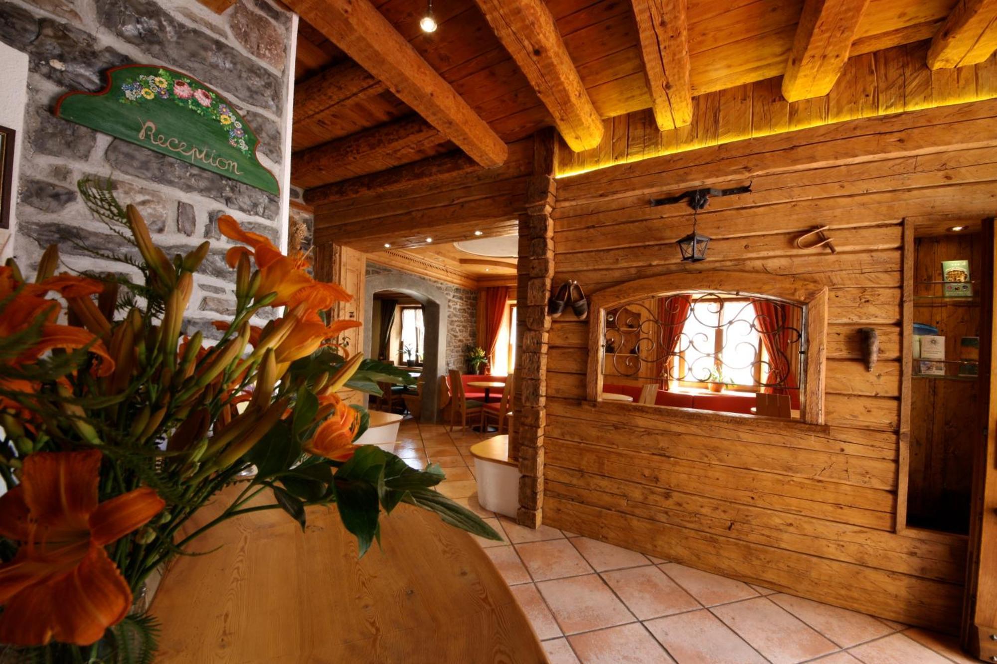 Albergo Centrale Forni di Sopra Dış mekan fotoğraf